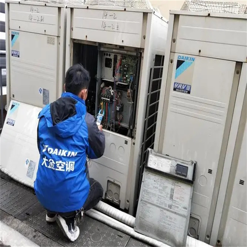 深圳布吉木棉湾柜机空调跳闸故障维修